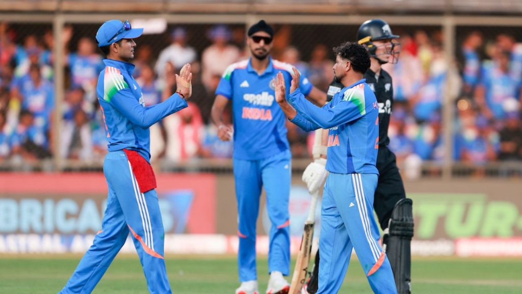 IND vs NZ: भारत को न्यूजीलैंड के खिलाफ वनडे सीरीज में मिली हार, बने ये 7 बड़े रिकॉर्ड्स | IND VS NZ record registered during india new zealand odi...