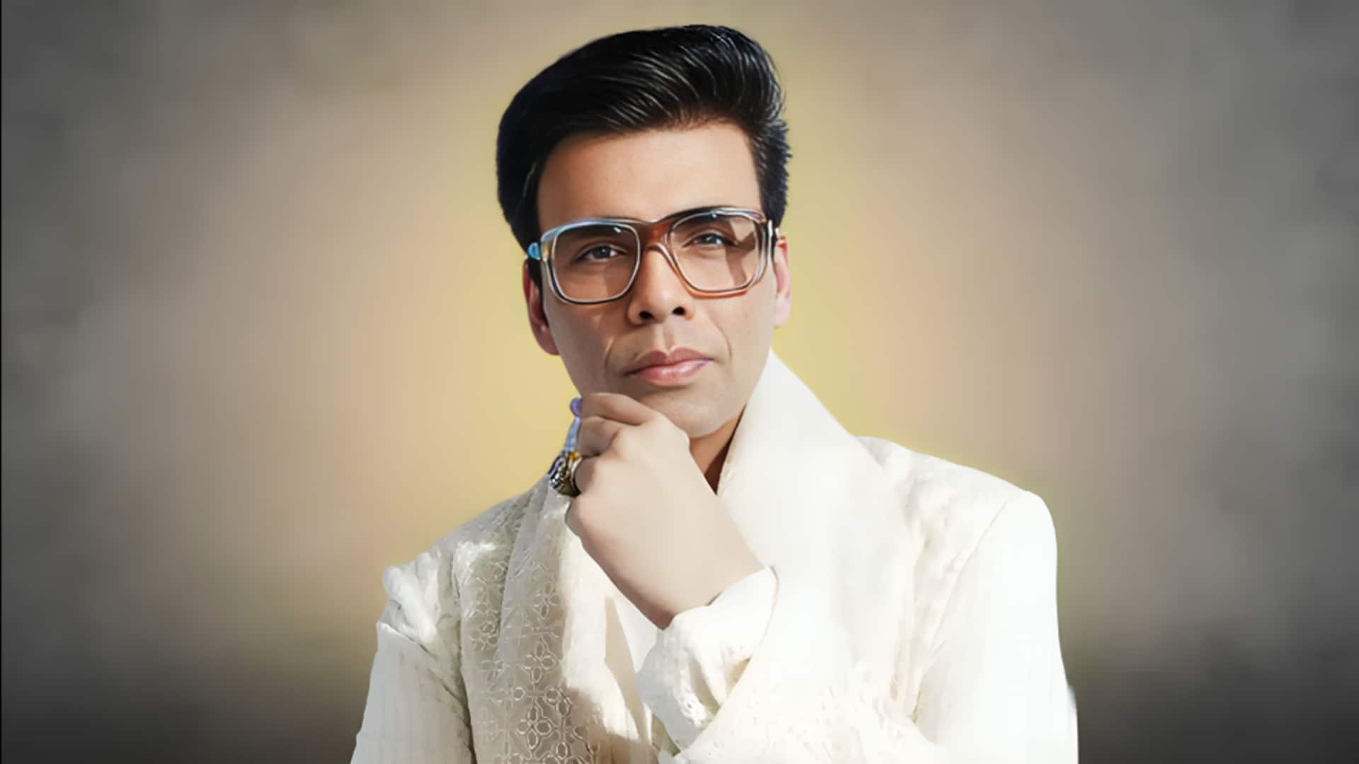 કરણ જોહર જ્યારે પણ ડિરેક્ટરની ખુરશી પર બેઠો હતો ત્યારે બોક્સ ઓફિસ પર નોટોનો વરસાદ થતો હતો. કરણ જોહર જ્યારે પણ ડિરેક્ટરની ખુરશી પર બેઠો હતો ત્યારે બોક્સ ઓફિસ પર નોટોનો વરસાદ થતો હતો.