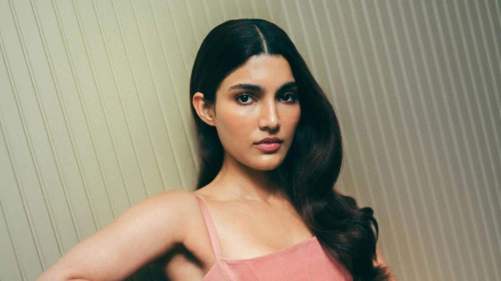 સલમાન ખાનની ભત્રીજી અલીઝેહ અગ્નિહોત્રીને મળી નવી ફિલ્મ, આ હીરો સાથે… सलमान खान की भांजी अलीजेह अग्निहोत्री के हाथ लगी नई फिल्म, इस हीरो संग करेंगी रोमांस