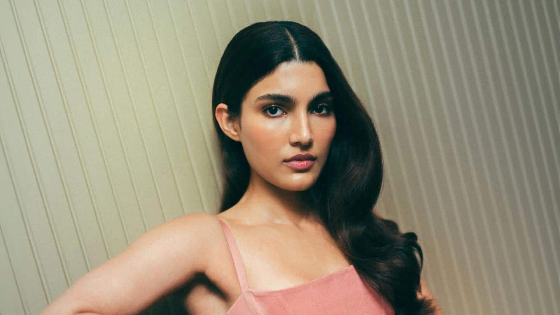 સલમાન ખાનની ભત્રીજી અલીઝેહ અગ્નિહોત્રીને મળી છે નવી ફિલ્મ, આ હીરો સાથે કરશે રોમાન્સ. સલમાન ખાનની ભત્રીજી અલીઝેહ અગ્નિહોત્રીને મળી છે નવી ફિલ્મ, આ હીરો સાથે કરશે રોમાન્સ.