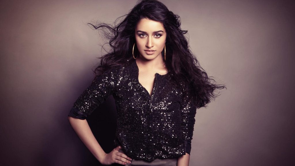 श्रद्धा कपूर 'नागिन' बनकर फिल्मी पर्दे पर मचाएंगी तबाही, आ गई सबसे बड़ी जानकारी