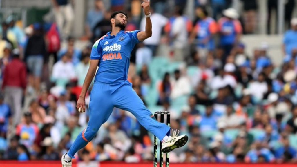 प्रसिद्ध कृष्णा का धमाका, विजय हजारे ट्रॉफी में 5 विकेट लेकर कर्नाटक को दिलाई बड़ी जीत | Prasidh Krishna explosive performance taking 5 wickets in the Vijay Hazare...