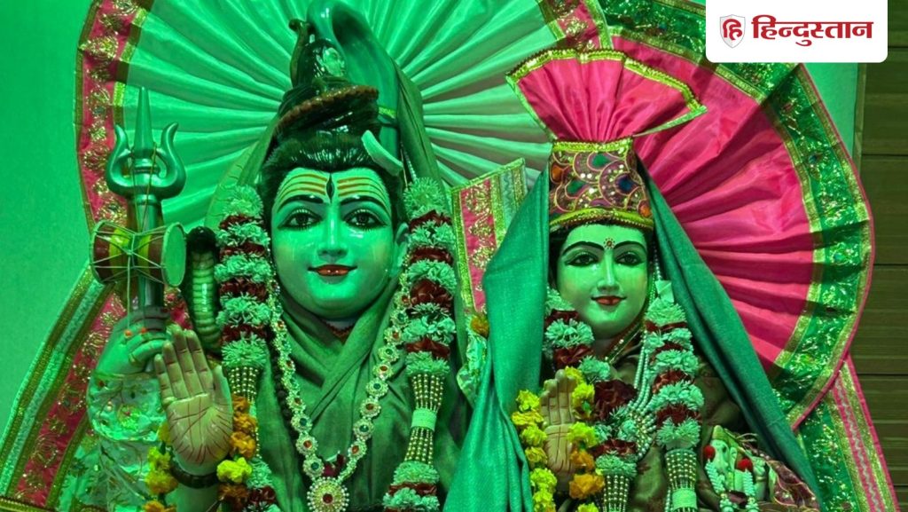 Shukra Pradosh Vrat 2026: शादीशुदा जिंदगी में बढ़ती जा रही है टेंशन? शिव मंदिर जाकर करें ये...