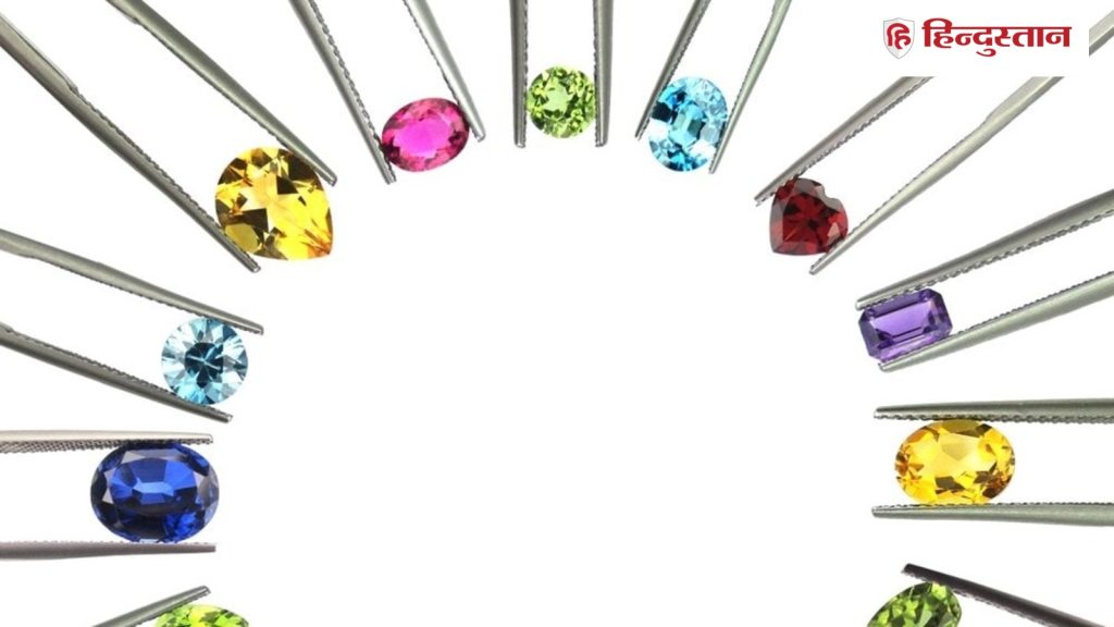 रत्न शास्त्र: व्यापार में तरक्की दिलाते हैं ये रत्न, पहनने से पहले जान लें...