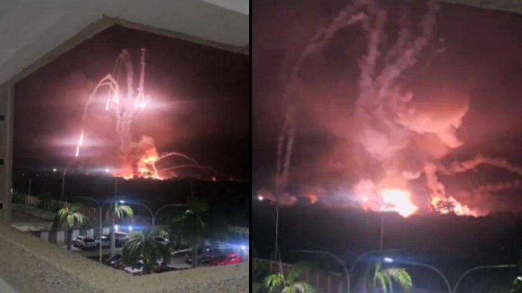 आग की ऊंची लपटें, धुएं का गुबार... वेनेजुएला में जोरदार धमाकों से फैली दहशत; खौफनाक Video वायरल | video Venezuela caracas Multiple explosions heard amid tensions with...