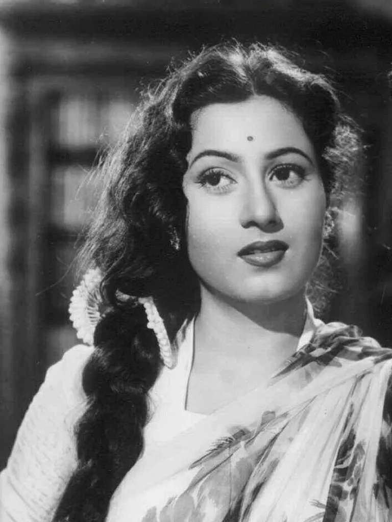 દિલીપ કુમારને મધુબાલા સાથે ખૂબ જ પ્રેમ હતો, અચાનક શું થયું કે તેઓ કોર્ટ પહોંચ્યા?