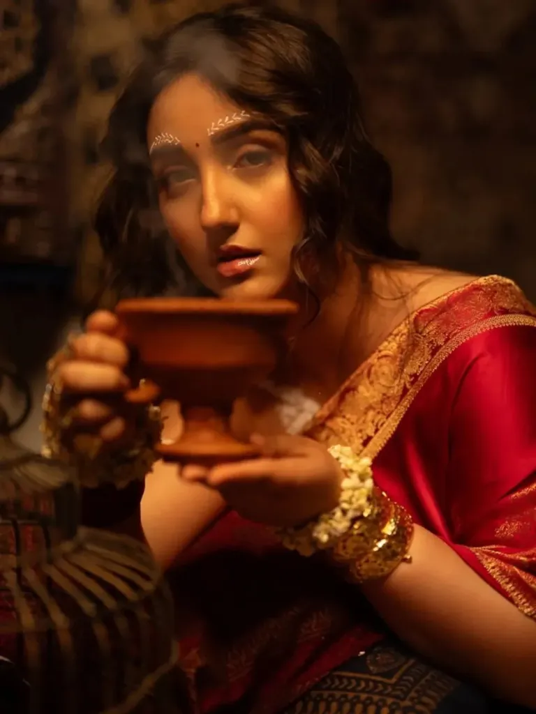 અશ્નૂર કૌરનું આવું ફોટોશૂટ તમે ક્યારેય નહીં જોયું હોય, આ લુક સોશિયલ મીડિયા પર વાયરલ થયો હતો. અશ્નૂર કૌરનું આવું ફોટોશૂટ તમે ક્યારેય નહીં જોયું હોય, આ લુક સોશિયલ મીડિયા પર વાયરલ થયો હતો.