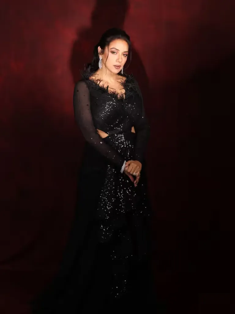 અનુપમા ફેમની આ તસવીરોએ સોશિયલ મીડિયા પર લગાવી આગ, સાડીમાં ફોટો થયો વાયરલ