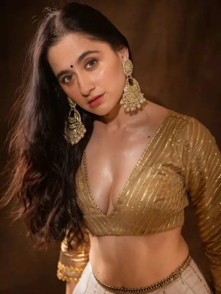 'ટોક્સિક'માં યશ સાથે જોવા મળશે આ ટીવી બ્યુટી, KGF ચેપ્ટર 2માં કામ કર્યું છે. 'ટોક્સિક'માં યશ સાથે જોવા મળશે આ ટીવી બ્યુટી, KGF ચેપ્ટર 2માં કામ કર્યું છે.