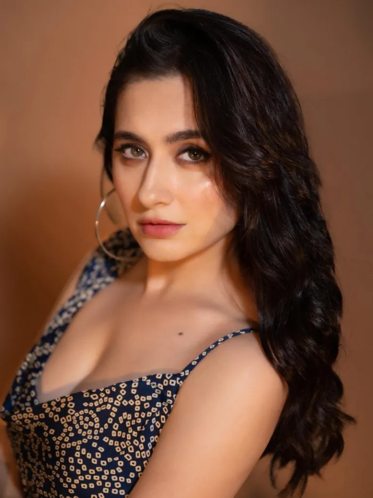 'ટોક્સિક'માં યશ સાથે જોવા મળશે આ ટીવી બ્યુટી, KGF ચેપ્ટર 2માં કામ કર્યું છે. 'ટોક્સિક'માં યશ સાથે જોવા મળશે આ ટીવી બ્યુટી, KGF ચેપ્ટર 2માં કામ કર્યું છે.