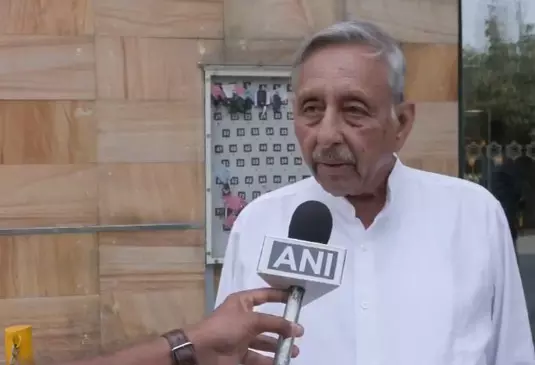 પવન ખેડાને મણિશંકર ઐયરે આપી ધમકી, કહ્યું- હું તને માર મારીશ पवन खेड़ा को मणिशंकर अय्यर से खतरा, बोले - करूँगा पिटाई