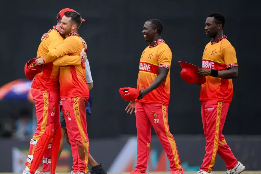 T20 WC में ऑस्ट्रेलिया बाहर, ज़िम्बाब्वे सुपर 8 में क्वालीफाई