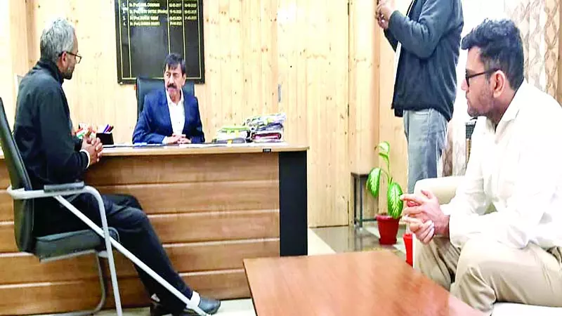 ડૉક્ટરોએ અજાયબીઓ કરી, દર્દીને નવું જીવન આપ્યું डाक्टरों ने कर दिया कमाल, मरीज को दिया नया जीवन