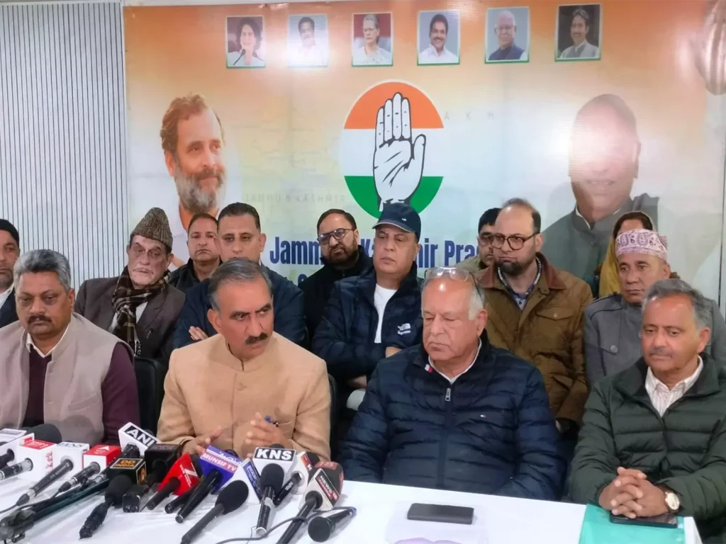 हिमाचल CM ने व्यापार समझौतों से सेब उत्पादकों के लिए संकट की चेतावनी दी