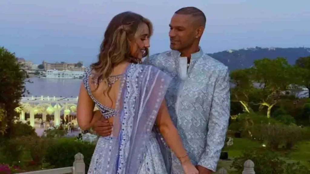 Shikhar Dhawan ने संगीत में अपनी होने वाली दुल्हन सोफी शाइन को प्यार से सिर हिलाया