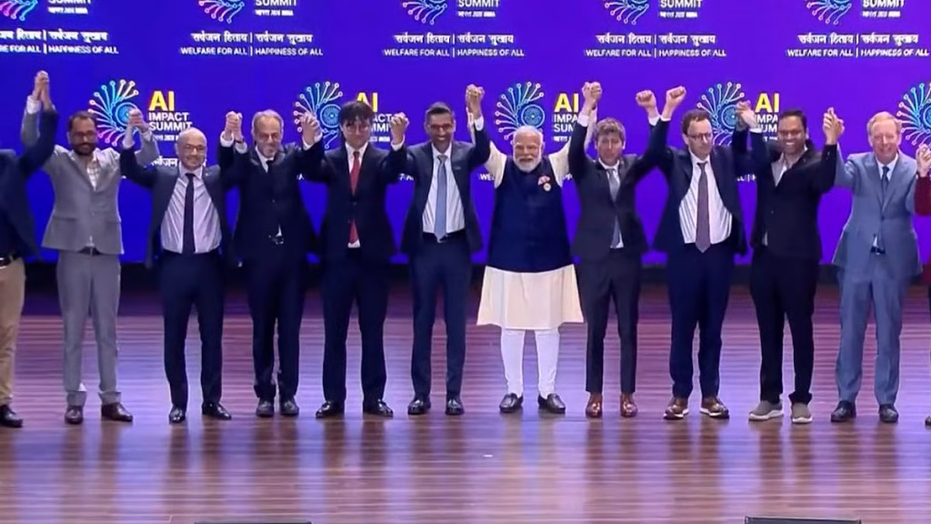 Google થી NVIDIA સુધી: વૈશ્વિક ટેક કંપનીઓ AI સમિટમાં ભારતમાં મોટું રોકાણ કરે છે… Google से लेकर NVIDIA तक: ग्लोबल टेक कंपनियों ने AI समिट में भारत में बड़े निवेश की...