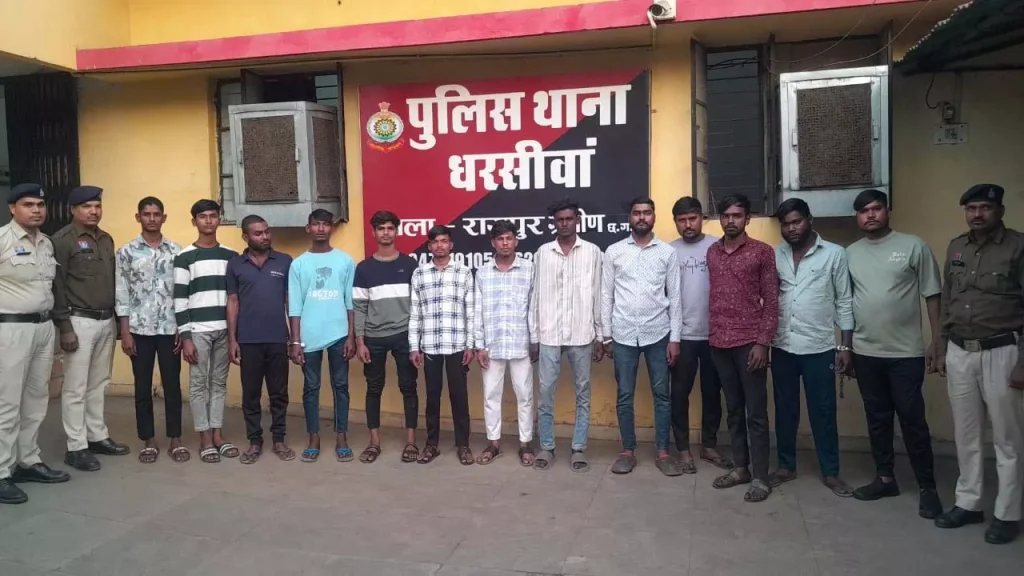 रायपुर ग्रामीण पुलिस का बड़ा अभियान: 6 असामाजिक तत्व गए जेल, 2 फरार आरोपी...