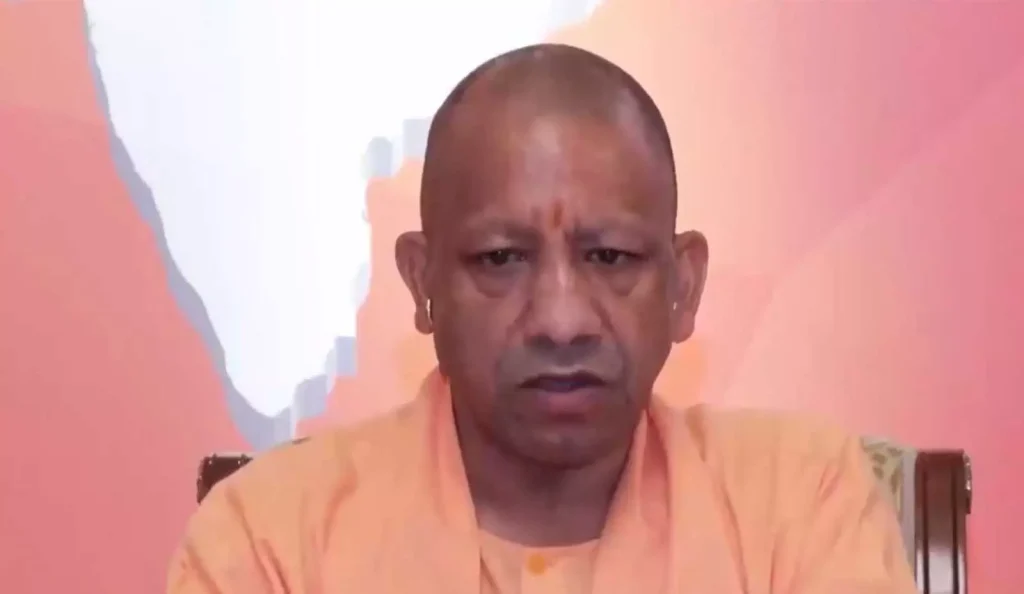 ઉત્તર પ્રદેશે સિંગાપોરમાં રૂ. 1 લાખ કરોડના રોકાણની દરખાસ્તોને મંજૂરી આપી… उत्तर प्रदेश ने सिंगापुर में 1 लाख करोड़ रुपये के निवेश प्रस्तावों पर...