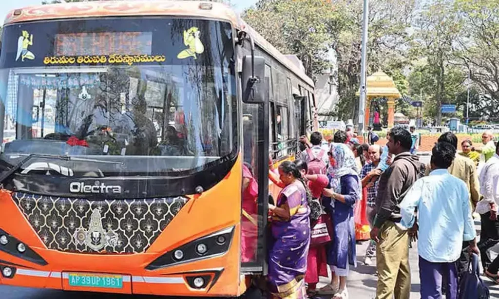 Andhra: श्रीवारी धर्म रथम ने तीर्थ यात्रा को फिर से परिभाषित किया