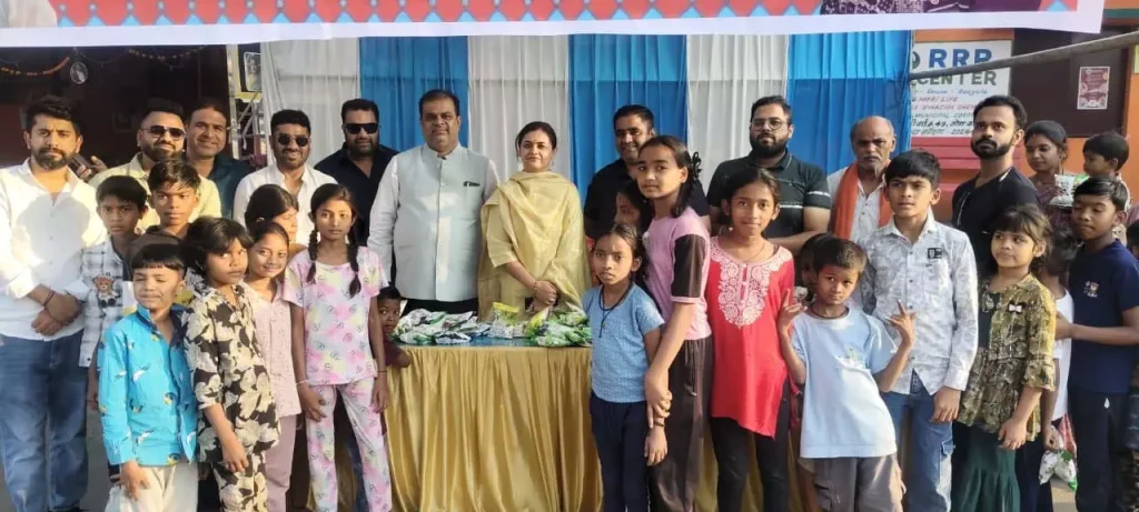 सिंधी काउंसिल का निःशुल्क गुलाल वितरण महावीर नगर से प्रारंभ