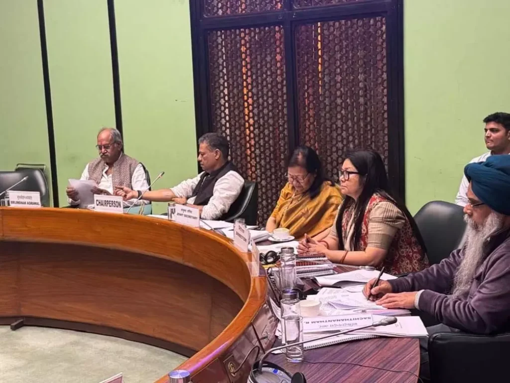 रसायन-उर्वरक स्थायी समिति में सांसद बृजमोहन अग्रवाल ने उठाए जनहित के अहम...