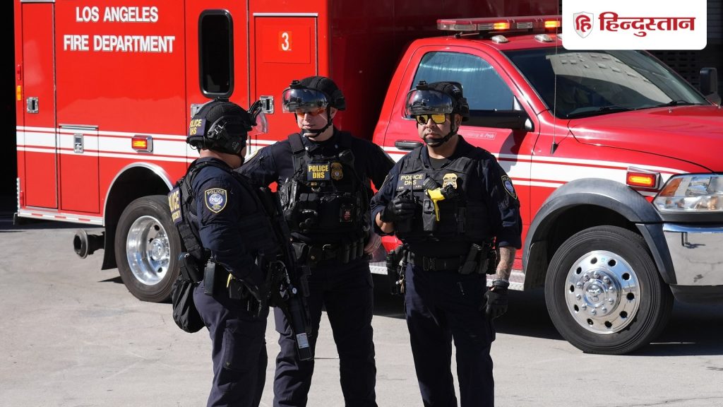 જ્યાં સુધી ટ્રમ્પ સત્તામાં છે ત્યાં સુધી અમેરિકા ન જાવ; એક બ્રિટિશ મહિલાએ તો ICE વિરુદ્ધ ફરિયાદ પણ નોંધાવી… जब तक ट्रंप सत्ता में हैं अमेरिका मत जाओ; ब्रिटेन की एक महिला ने तो ICE के धागे...