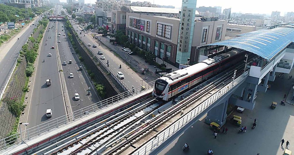 મેટ્રો રેલના વિસ્તારોને બે સેક્ટરમાં વહેંચીને પોલીસ સ્ટેશનોને ગુના...