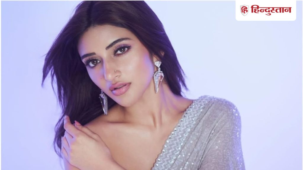 OOPS मूमेंट का शिकार हुईं एक्ट्रेस श्रीलीला, कैमरे में कैद हुआ एक्ट्रेस की ड्रेस पर लगा...