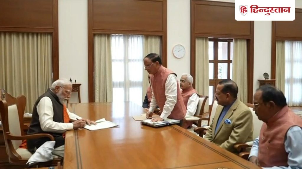 सेवा तीर्थ से PM मोदी का पहला फैसला क्या? महिलाओं, युवाओं के लिए...