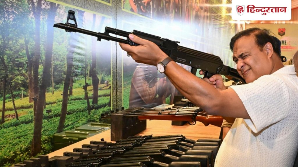 SC पहुंचा हिमंता का शूटिंग वीडियो विवाद, Ex LG समेत 12 ने दायर की PIL; 2 अन्य मुख्यमंत्रियों को भी...