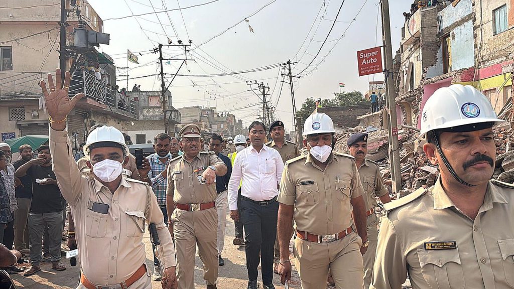 રાજકોટ મનપાના ઈતિહાસનું સૌથી મોટું ડિમોલિશન જંગલેશ્વર વિસ્તારમાં