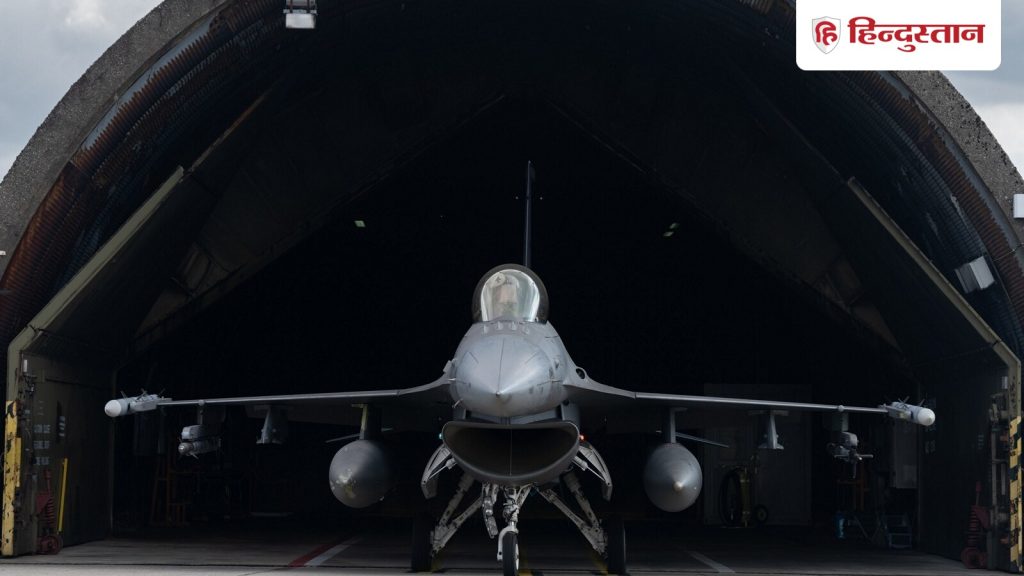 નિવૃત્ત F-35 પાયલોટ ચીનનો ‘માણસ’ નીકળ્યો, અમેરિકામાં ‘ચુપચાપ’ પ્રશિક્ષિત… रिटायर्ड F-35 का पायलट निकला चीन का 'आदमी', 'चुपचाप' ट्रेनिंग से अमेरिका में...