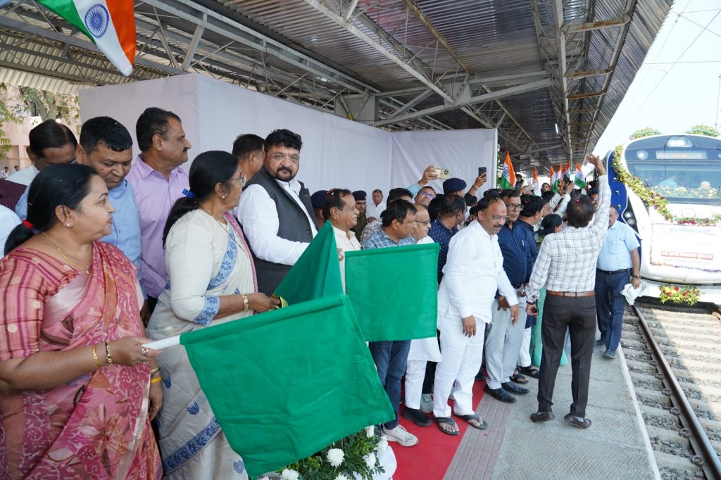 ગુજરાતને મળી નવી સૌગાત: અસારવા–ઉદયપુર સિટી...