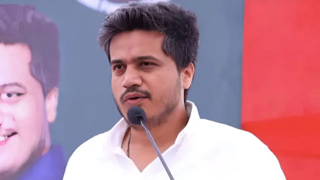 'यह केवल हादसा नहीं बल्कि साजिश...', विमान हादसे में अजित पवार की मौत पर भतीजे रोहित ने खड़े किए सवाल | NCP leader Ajit pawar plane crash rohit pawar raises conspiracy...