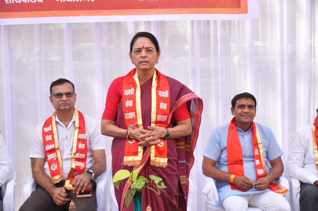 “બાળ લગ્ન એ માત્ર સામાજિક કુરિવાજ નથી, પરંતુ તે બાળકના માનસિક, શારીરિક… “બાળ લગ્ન એ માત્ર સામાજિક કુરિવાજ નથી, પરંતુ તે બાળકના માનસિક, શારીરિક...