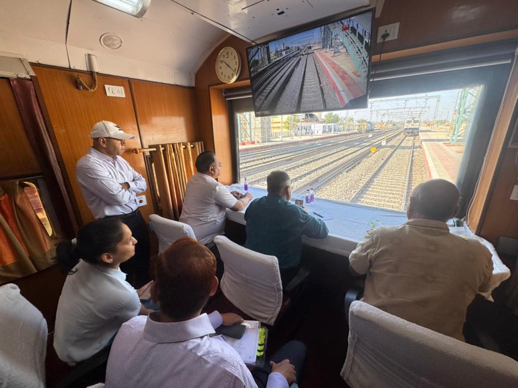 ગાંધીધામથી આદિપુર વચ્ચે 120 કિમી પ્રતિ કલાકની ઝડપે દોડી ટ્રેન