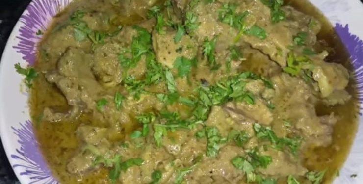 નોન-વેજના શોખીન, ઘરે જ બનાવો આકર્ષક હૈદરાબાદી ગ્રીન ચિકન Hyderabadi Green Chicken