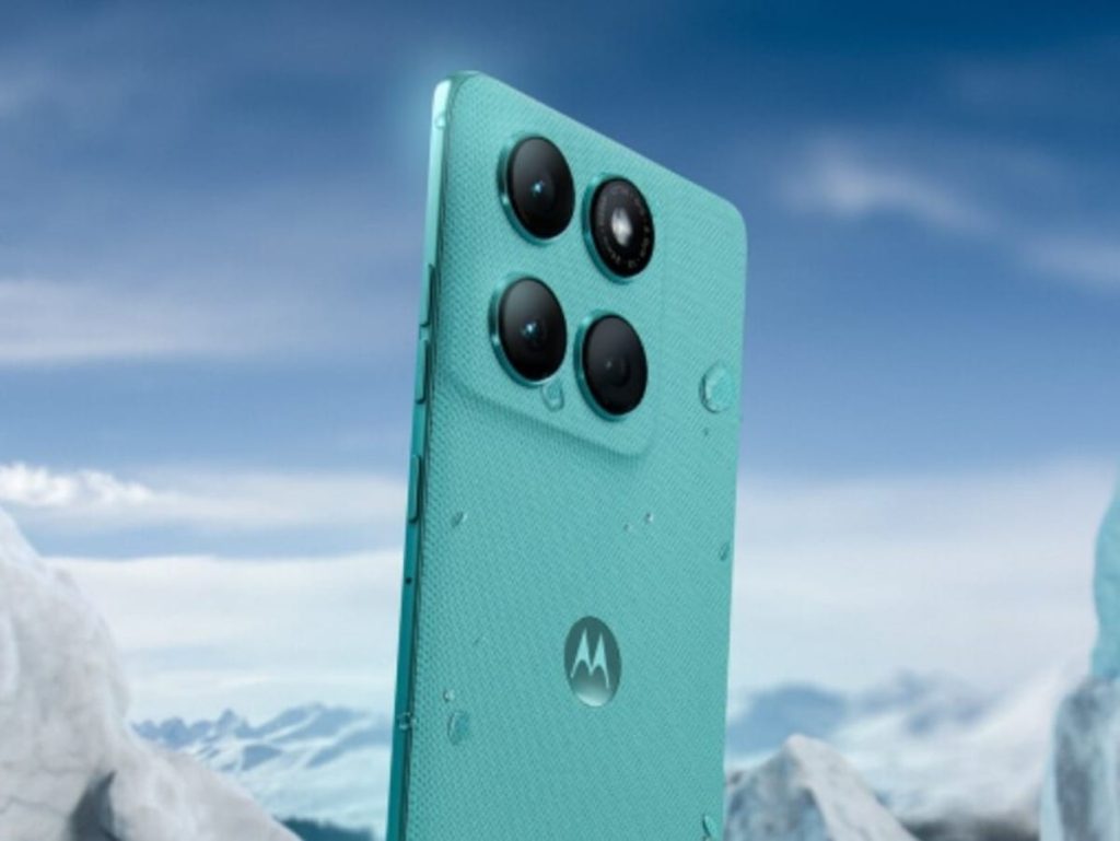 आ गया पॉपुलर Motorola फोन का सस्ता वेरिएंट, कीमत 19,999 रुपये; पहली सेल...