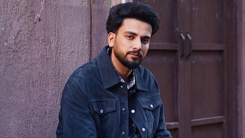 એલ્વિશ યાદવનું નવું ગીત 'જસ્ટિન બીબર' રિલીઝ, ઈશા માલવિયા સાથેની જોડી અદભૂત લાગી રહી છે