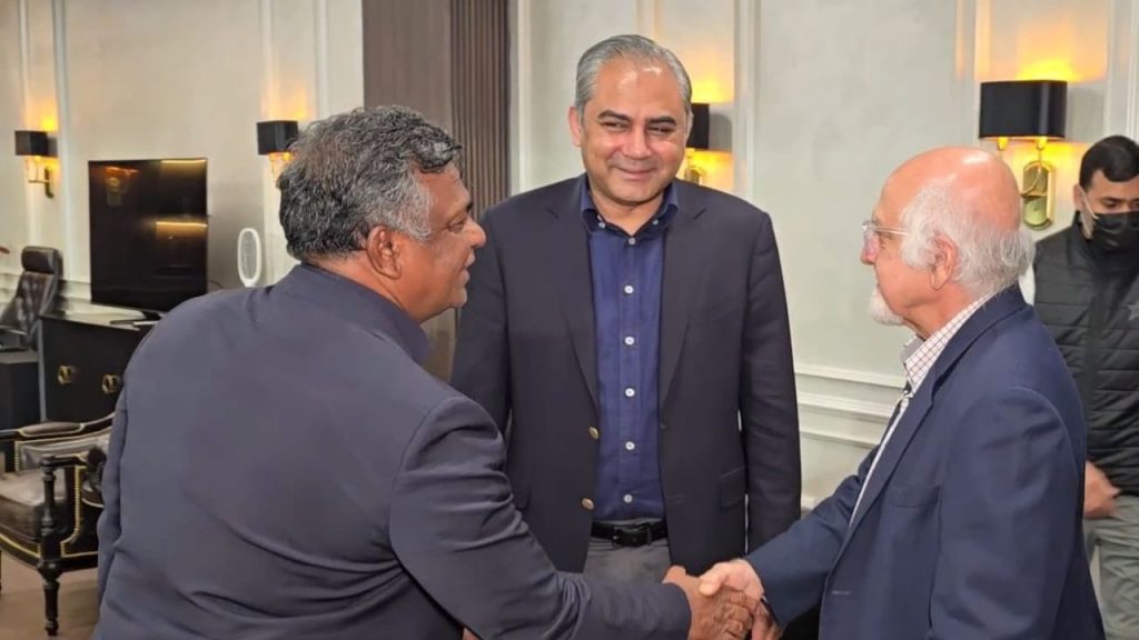 T20 World Cup 2026: लाहौर में ICC का प्रेशर, PCB-BCB-ICC की हाई-लेवल मीटिंग; IND vs PAK मैच पर बड़ा अपडेट | india pakistan icc t20 world cup match update mohsin naqvi meeting PCB BCB ICC in...