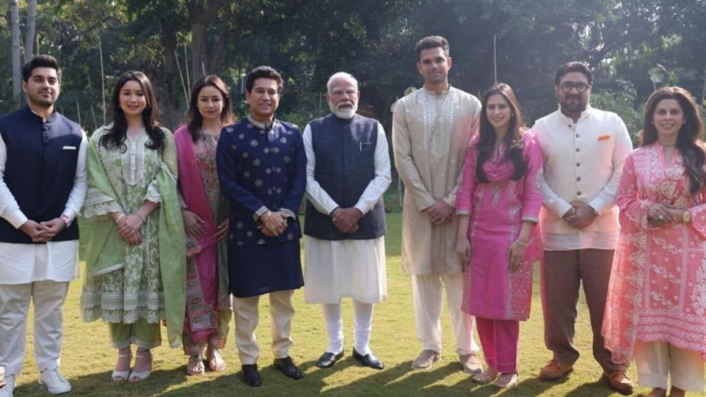 सचिन तेंदुलकर ने बेटे अर्जुन की शादी में पीएम मोदी को किया इनवाइट, जानिए किस सलाह के लिए प्रधानमंत्री को दिया...