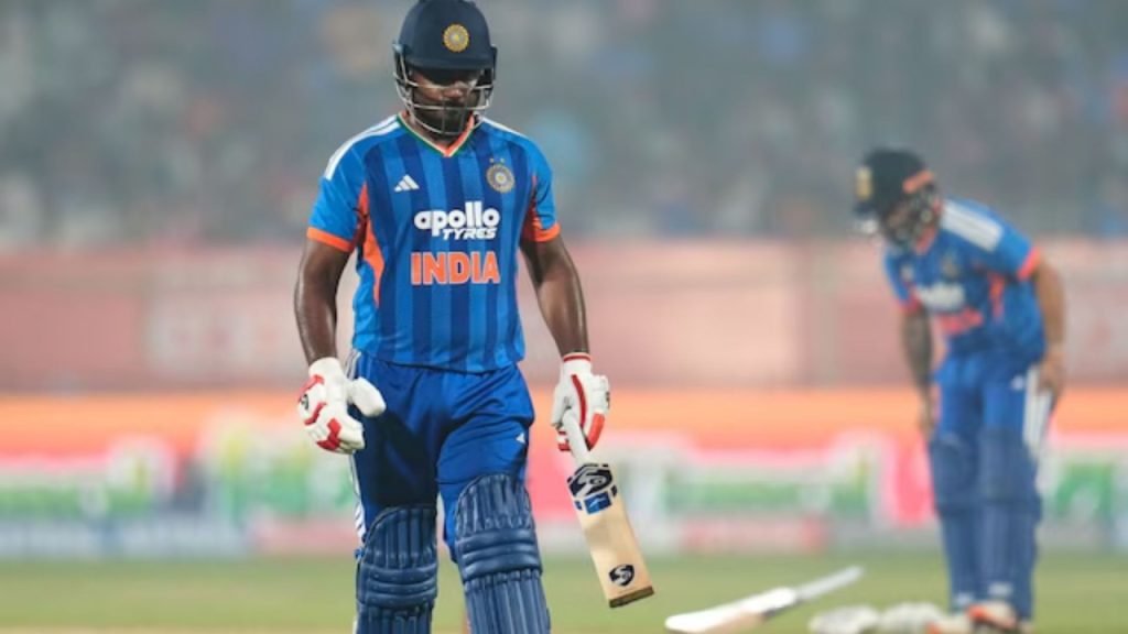 10, 6, 0, 24 और 6... न्यूजीलैंड के खिलाफ बुरी तरह फ्लॉप हुए संजू सैमसन, क्या टी20 विश्व कप से खुद कटाया अपना पत्ता? | Sanju Samson poor form continue sanju will be drop from playing XI for T20...