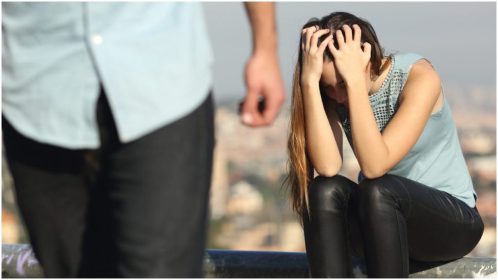 Valentine Day या ब्रेकअप डे...! क्यों 14 फरवरी से पहले आ रही है रिश्तों में दरार? | Breakups Increase Around Valentine Day Reason Behind Relationship...