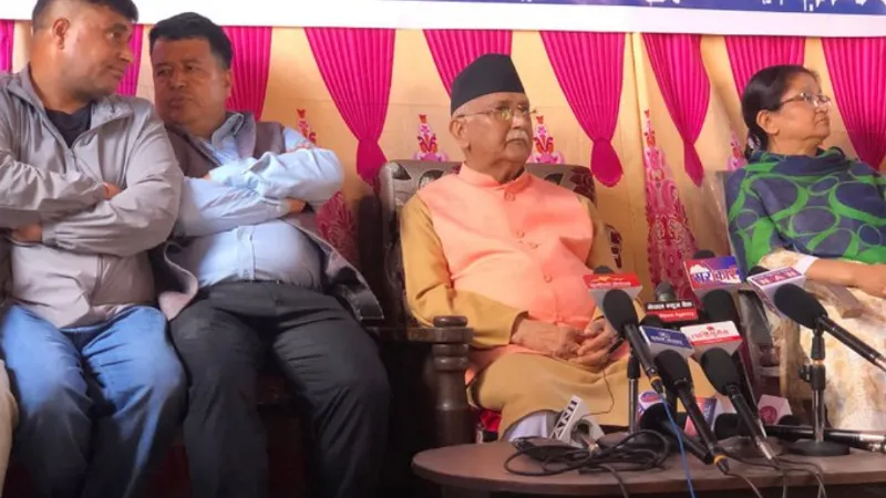 નેપાળ: ઓલી, પ્રચંડ અને દેઉબા પર લટકી તપાસની તલવાર, દેશ છોડવા પર પ્રતિબંધ Nepal investigation hanging over Oli Prachanda and Deuba barred from leaving the country