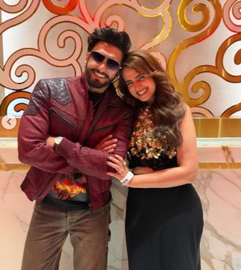 ‘ધુરંધર’ના કાસ્ટ-ક્રુ સાથે આયેશા ખાનની ખાસ ઝલક, કહ્યું- ફિલ્મ આવનારી ઘણી પેઢીઓ યાદ રાખશે.