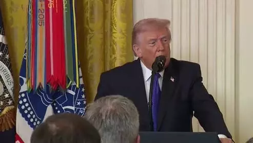 અમેરિકી રાષ્ટ્રપતિ ડોનાલ્ડ ટ્રમ્પે ઓપરેશન એપિક ફ્યુરી અંગે અપડેટ આપતાં જણાવ્યું હતું US President Donald Trump ने ऑपरेशन एपिक फ्यूरी पर अपडेट देते हुए कहा