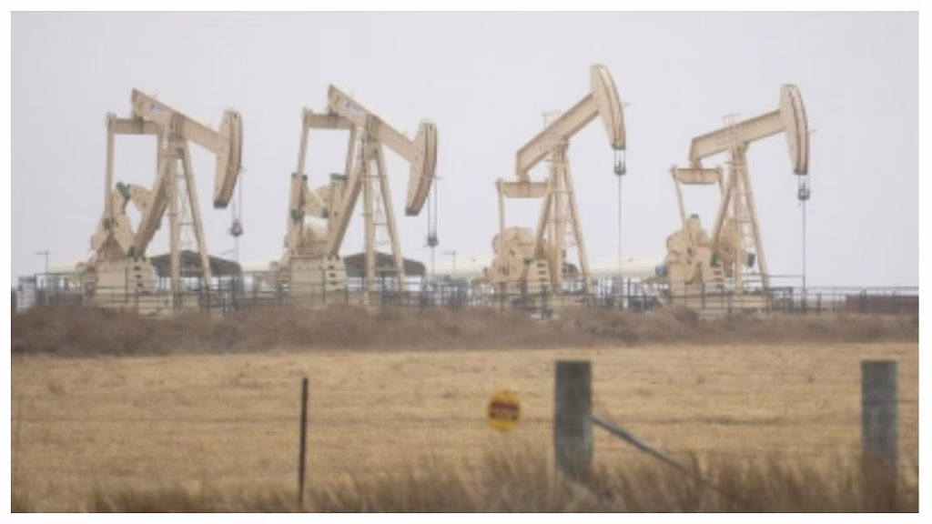 Iran संकट और होर्मुज सप्लाई की चिंता के बीच कच्चा तेल 1% बढ़ा, $79 के करीब पहुंचा