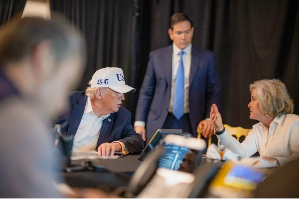 Trump ने ईरान में अमेरिकी सैनिकों की तैनाती से इनकार नहीं किया