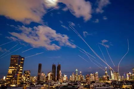 નાગરિક ઉડ્ડયન મંત્રાલય મધ્ય પૂર્વની સ્થિતિ પર નજર રાખે છે, 1,609 ફ્લાઇટ્સ રદ Middle East के हालात पर नागरिक उड्डयन मंत्रालय की नजर, 1,609 उड़ानें रद्द