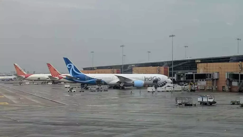 Shamshabad में खाड़ी देशों की चार उड़ानें आई